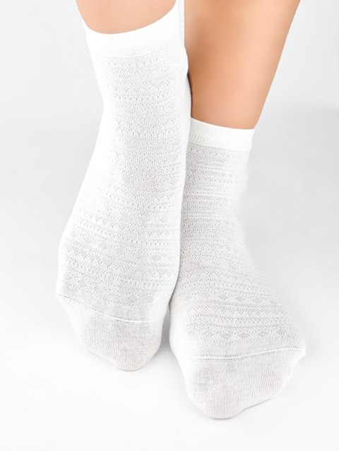 SKARPETY NOVITI SB129-W JEDWAB