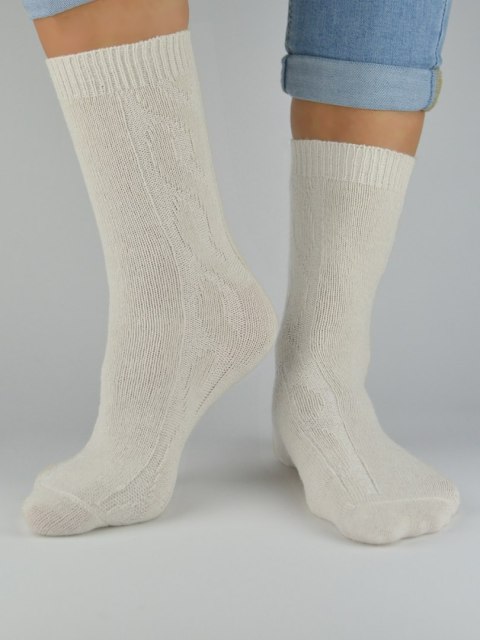 SKARPETY NOVITI SW002-W WEŁNA