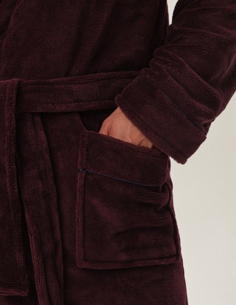 SZLAFROK HENDERSON 41935 HUSTLE