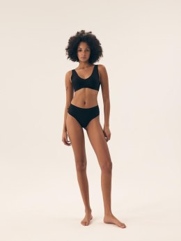 FIGI HENDERSON 43672 FINAU K001